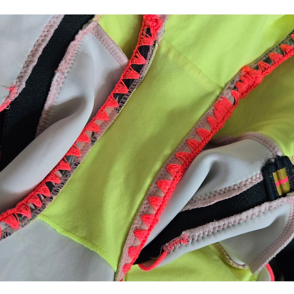River Island Tropical Palm Print Scalloped One Piece Swimsuit Size 12 Neon Trim - Picture 8 of 10